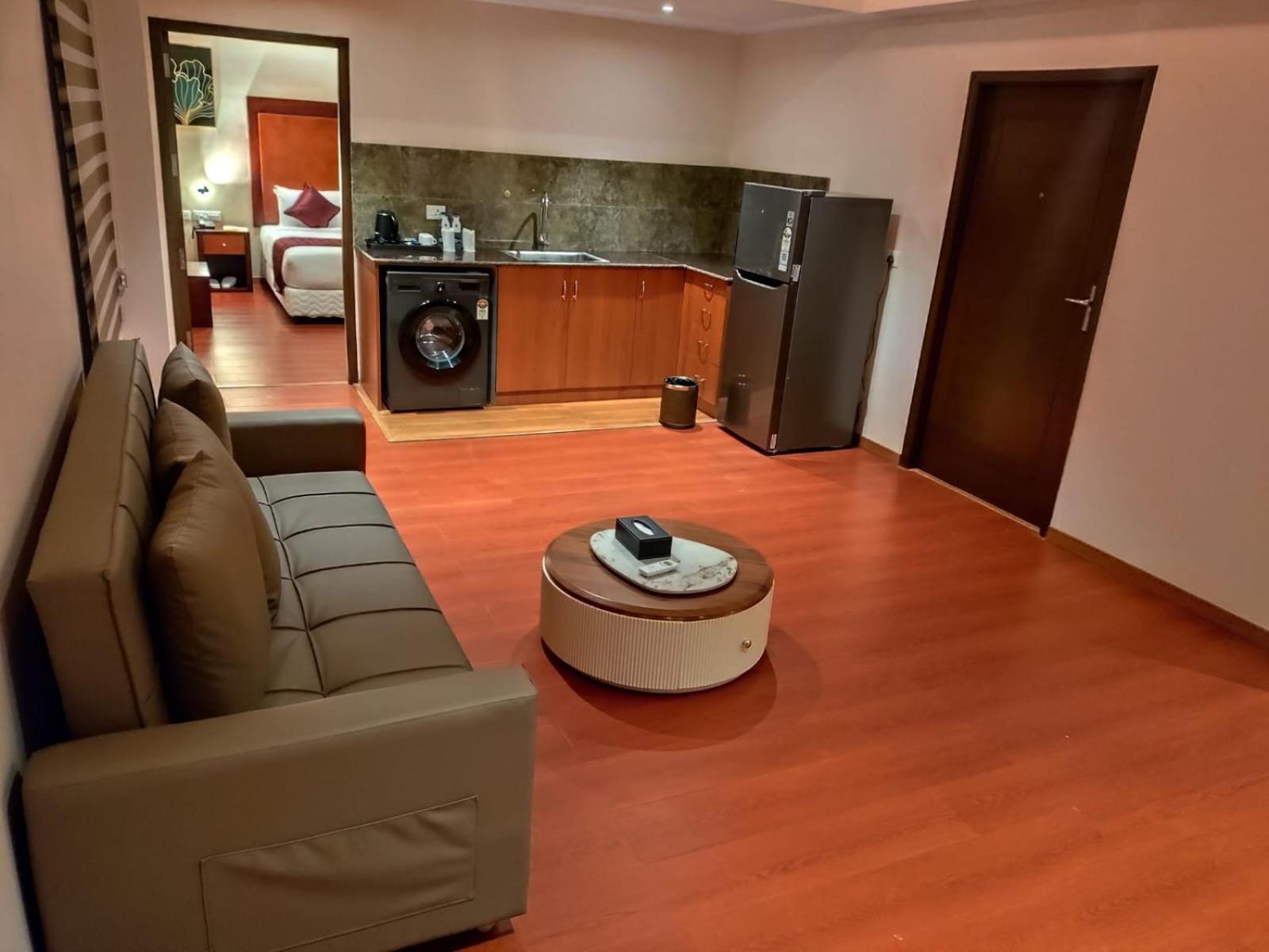 Park Avenue Hotel & Apartments Trichy Tiruchirappalli Zewnętrze zdjęcie